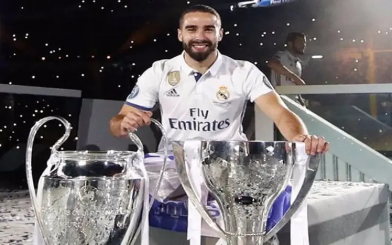 رسميًا.. ريال مدريد يعلن رحيل داني كارفاخال بعد مسيرة أسطورية
